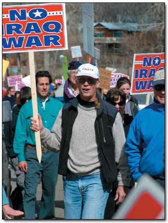 After the demonstration, the crowd began its march through downtown.   The event was the second major anti-war demonstration held in Durango in the last five months.