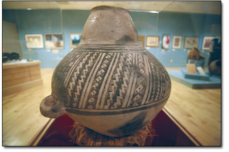 Ancestral Puebloan pot,Olla as its known, was discovered in
Southeast Utah in the late 1950s. This was the Centers 1st
acquisition.